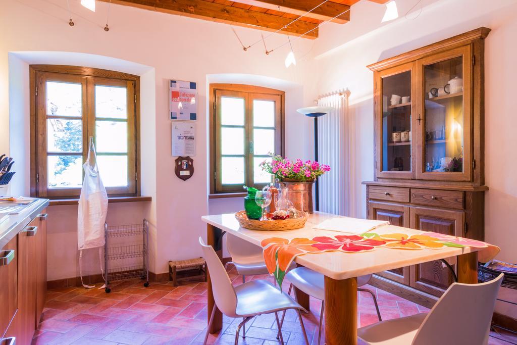 Villa Casa Marta Pescaglia Zimmer foto